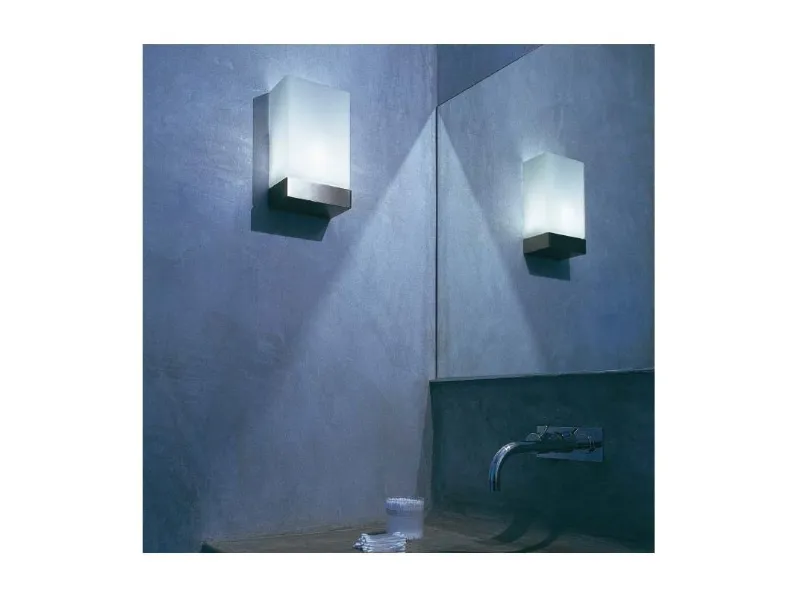 Lampada da parete stile Design Tin square flos Flos a prezzi convenienti