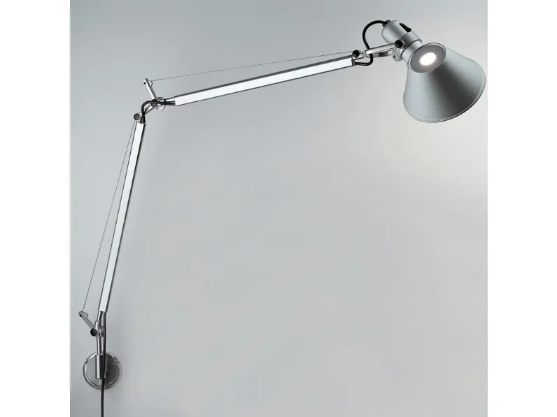 Lampada da parete Tolomeo mini wall  e27 Artemide a prezzo scontato 