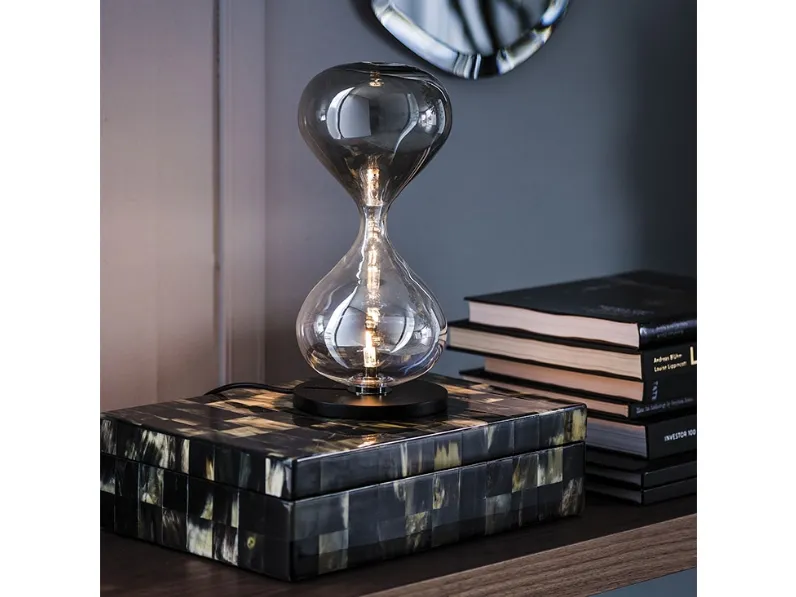 1. Design moderno ed elegante. 
2. Cristallo di qualità. 
3. Prezzo scontato. 
4. Facile da installare. 
5. Marca Cattelan Italia.