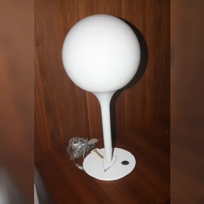 Lampada da tavolo Artemide Castore  stile Moderno in offerta