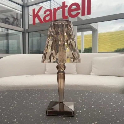 Da tavolo Big battery Kartell a prezzo scontato 