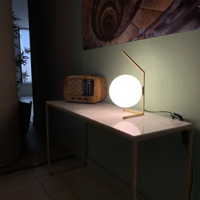 Da tavolo Ic lights table 1 low Flos in Offerta Outlet 