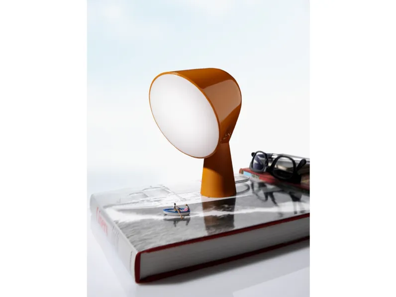 Lampada da tavolo Foscarini Binic arancio stile Moderno in offerta