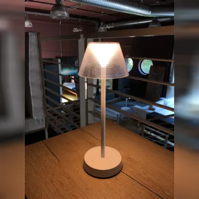 Lampada da tavolo Ideal lux Lolita Bianco a prezzi convenienti