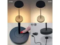 Lampada da tavolo Collezione esclusiva Iluna led nera redo Nero in offerta