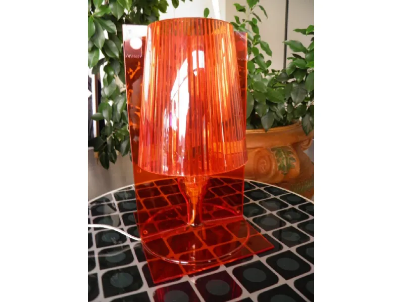 Lampada da tavolo stile Design Take Kartell in saldo