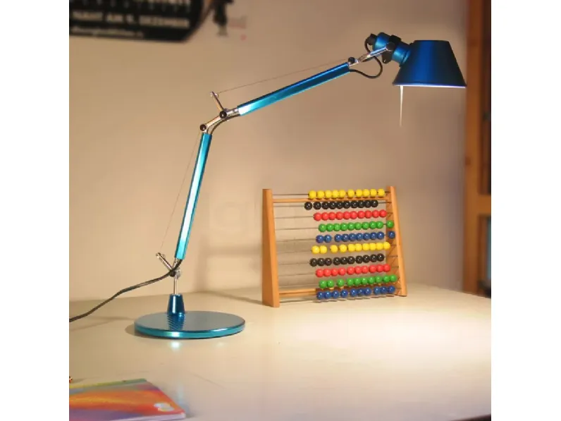 Da tavolo stile Moderna A011850 tolomeo micro blu artemide Collezione esclusiva in offerta