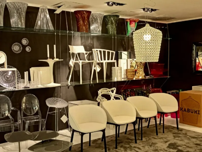 Lampada da tavolo in plastica Kartell vari modelli Kartell a prezzo scontato