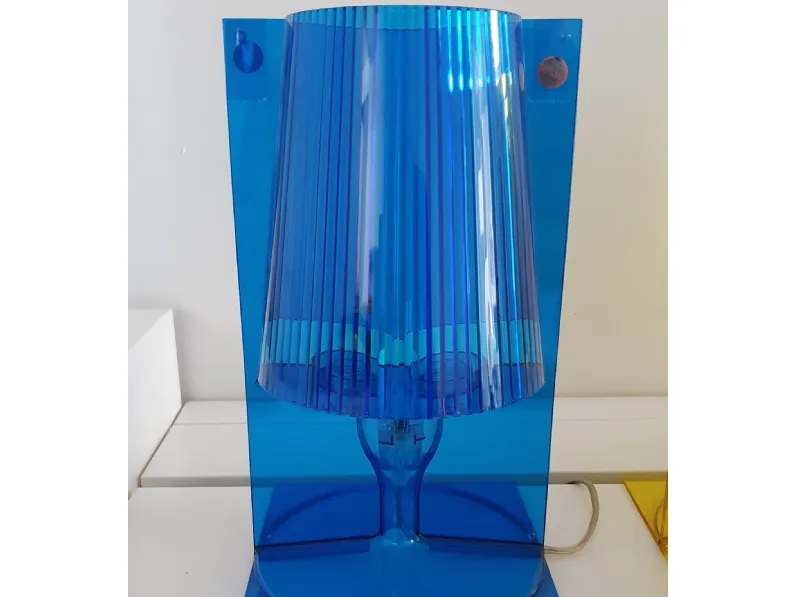 Da tavolo Kartell Take stile Classica con forte sconto