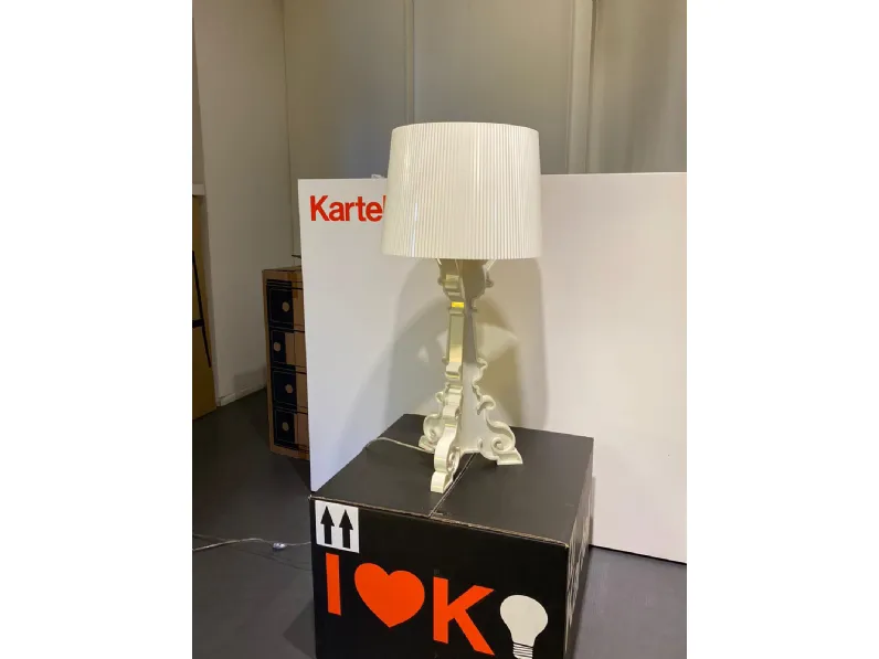 Lampada da tavolo Bourgie Kartell con un ribasso esclusivo