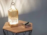 Lampada da tavolo Lantern  ambra Kartell con un ribasso esclusivo