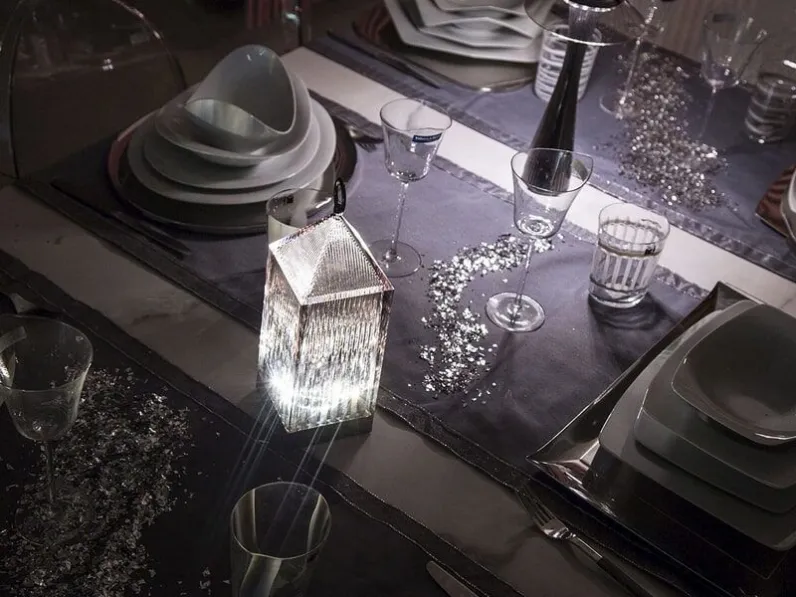 Lampada da tavolo Lantern  cristallo Kartell con un ribasso esclusivo