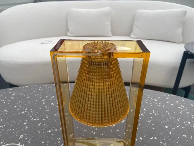 Da tavolo Light-air Kartell a prezzo Outlet 