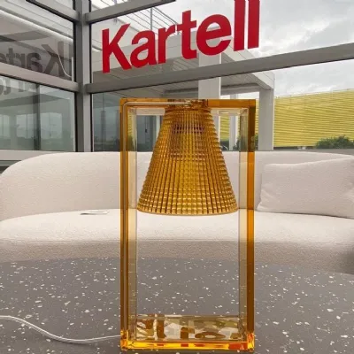 Kartell Light-air: lampada da tavolo a prezzo scontato!