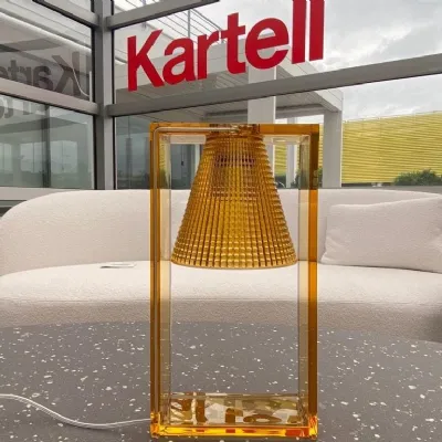 Lampada da tavolo Light-air Kartell in Offerta Outlet 