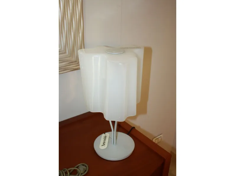 Lampada da tavolo Logico  Artemide con uno sconto esclusivo