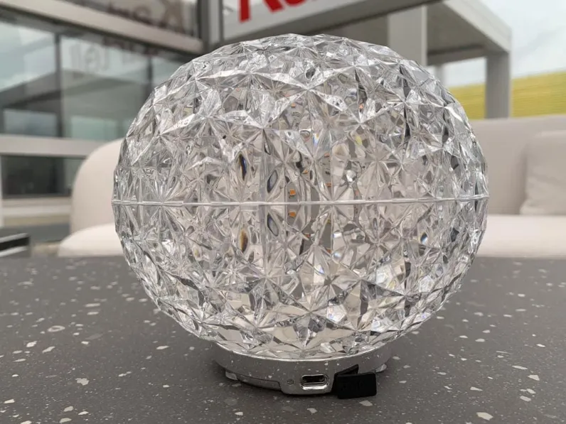 Da tavolo Mini planet  Kartell a prezzo Outlet 