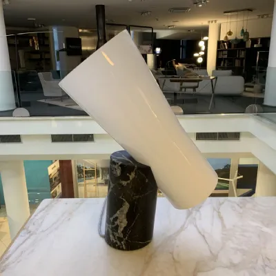 Lampada da tavolo Nile Foscarini a prezzo Outlet 