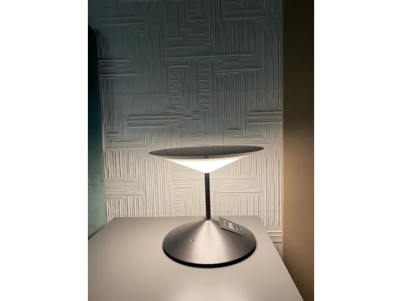 Lampada da tavolo stile Design Narciso Pentalight in offerta outlet