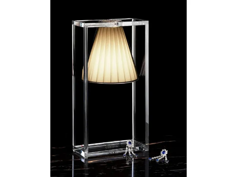 Da tavolo Light-air Kartell a prezzo Outlet 