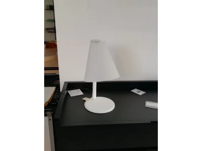 Lampada da tavolo stile Design Micene Leucos in offerta outlet