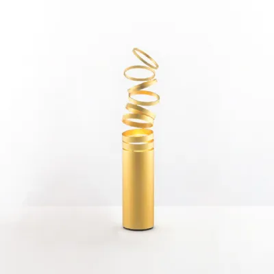 Da tavolo Collezione esclusiva Decompose' oro artemide stile Moderna con forte sconto