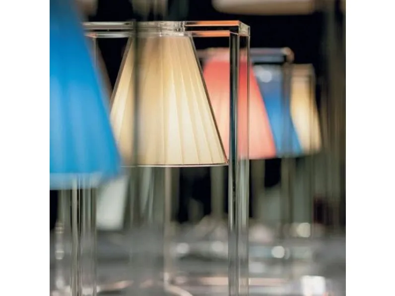 Lampada da tavolo Kartell Light air stile Moderno in offerta