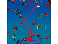 Da tavolo Tizio red limited edition  Artemide a prezzo scontato 
