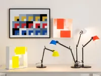 Lampada da tavolo Tolomeo micro bicolor  Artemide con un ribasso esclusivo