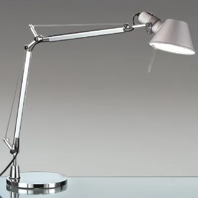 Lampada da tavolo in metallo Tolomeo mini artemide Collezione esclusiva a prezzo Outlet