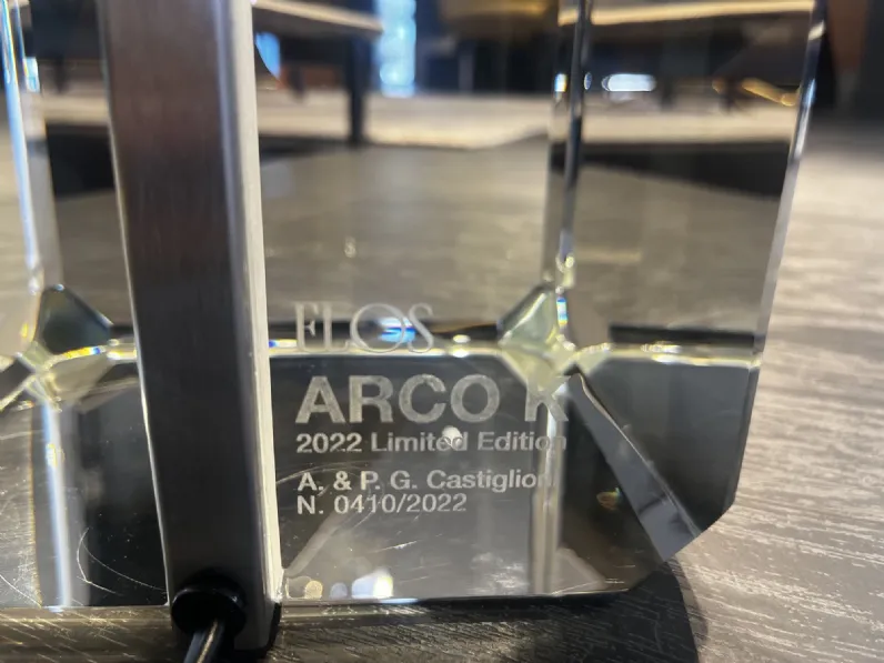 Da terra Arco k ltd edition Flos in Offerta Outlet 