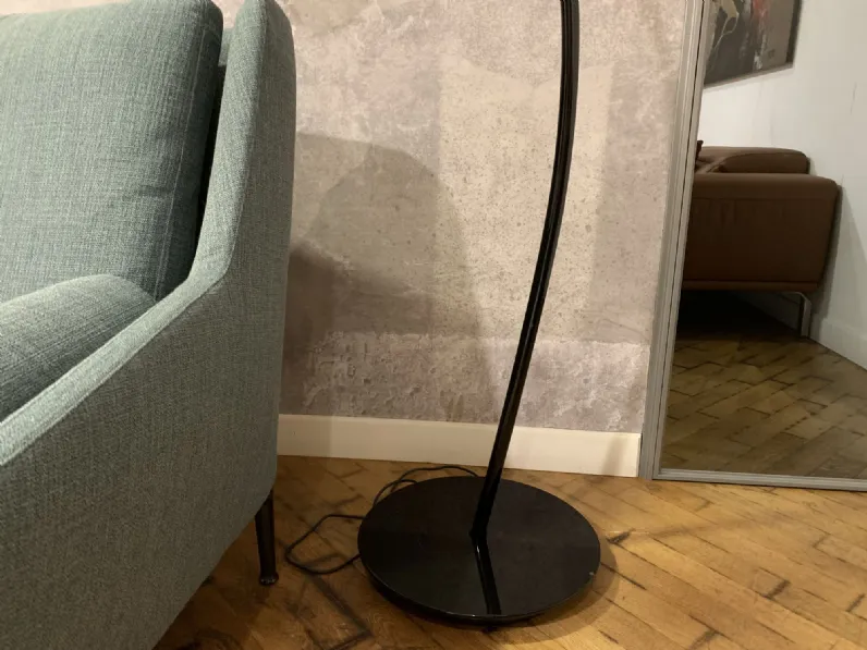 Lampada da terra Doride Artemide a prezzo scontato 