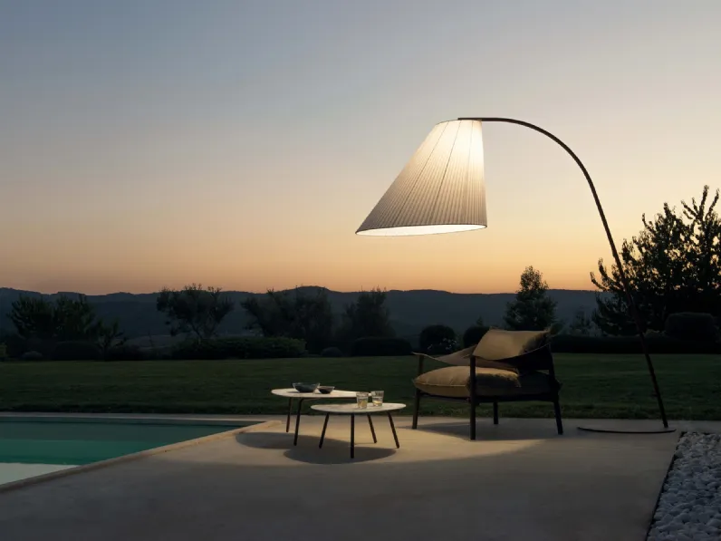 Lampada da terra Emu Cone stile Design a prezzi convenienti