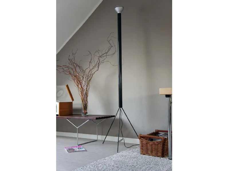 Lampada da terra Luminator Flos a prezzo Outlet 