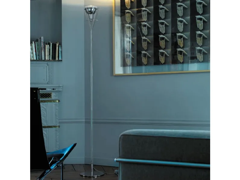 Lampada da terra Flute Fontana Arte a prezzo scontato!