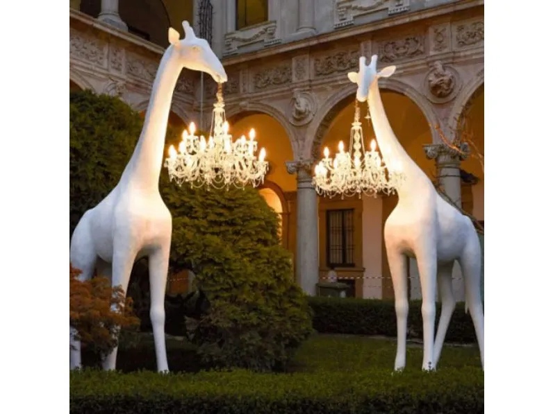 Da terra in plastica Giraffe in love  design bianco  Artigianale in Offerta Outlet