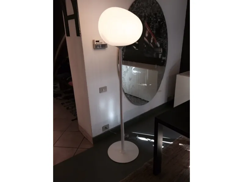 Lampada da terra Gregg h 190 di Foscarini in Offerta Outlet