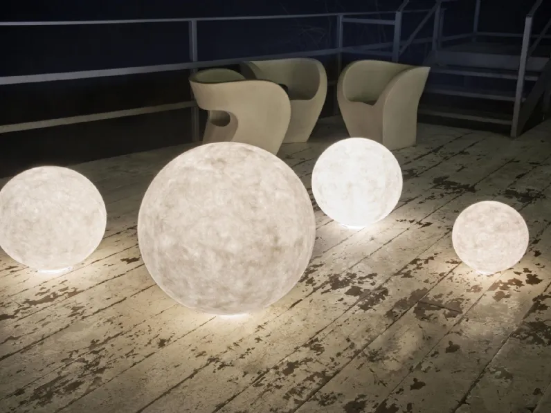 Lampada da terra in altro Moon Collezione esclusiva a prezzo scontato