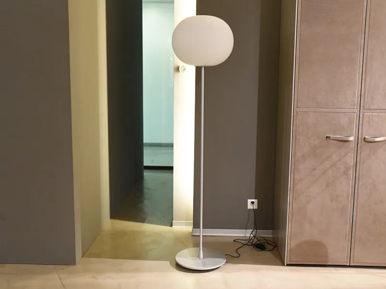 Lampada da terra Glo-ball f3 Flos a prezzo Outlet 