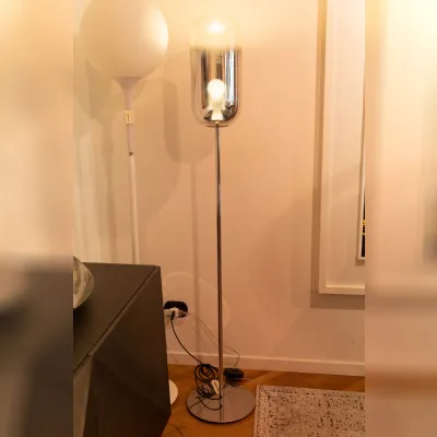 Lampada da terra in vetro Gople finitura lucida /argento vetro murano  Artemide a prezzo Outlet