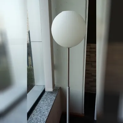 Lampada da terra Interni Luce Ball  PREZZO OUTLET