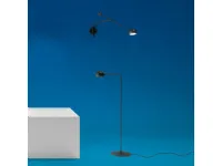 Lampada da terra Ixa Artemide a prezzo Outlet 