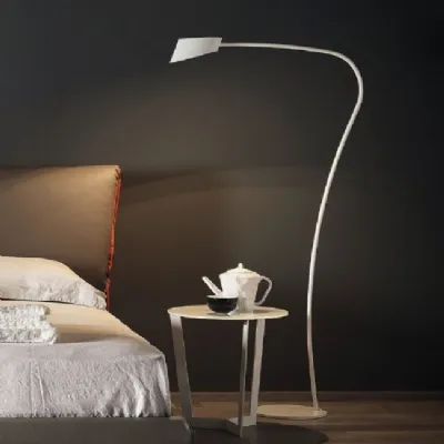 Lampada da terra Little flag Cattelan italia con un ribasso esclusivo