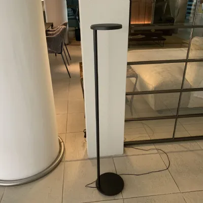 Da terra Oblique floor Flos a prezzo Outlet 