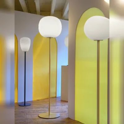 Lampada da terra stile Design Gem  Foscarini in offerta