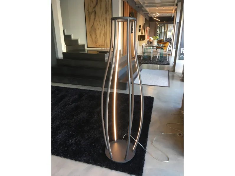 Lampada da terra stile Design Penelope Mogg in offerta outlet