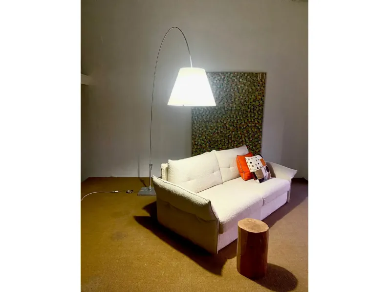 Da terra in metallo Costanza lady lampada da terra  Luceplan in Offerta Outlet