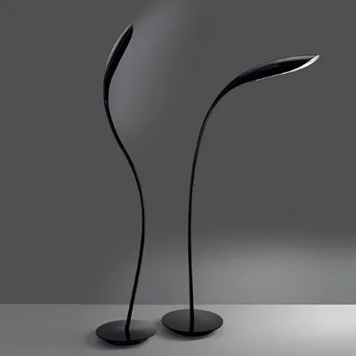 Lampada da terra Doride Artemide in Offerta Outlet 