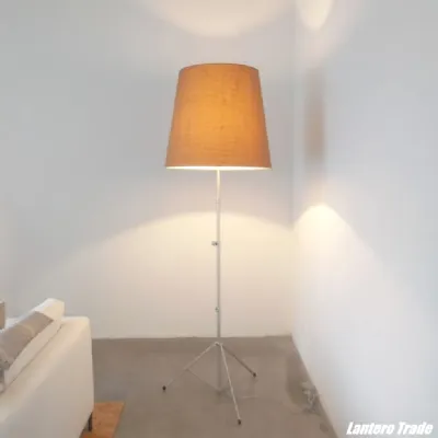 Da terra Lampada da terra gilda juta design pallucco Pallucco con uno sconto esclusivo