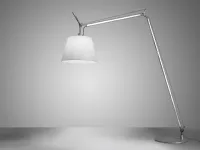 Lampada da terra stile Moderno Tolomeo maxi Artemide in offerta outlet